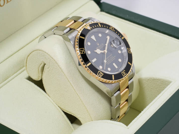 Rolex GMT-Master  Ref.16700 E series