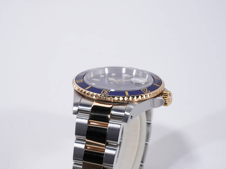 Rolex Submariner Date  Ref.16613 Y series