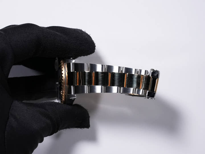Rolex Submariner Date  Ref.16613 Y series