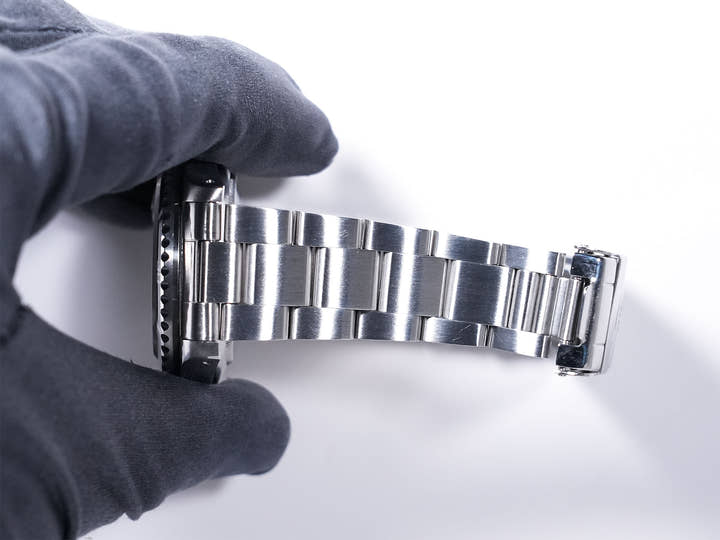 Rolex Submariner Date  Reference 16800 No. 72