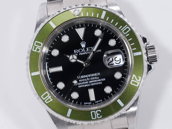 Rolex Submariner Date  Ref.16610LV Y series