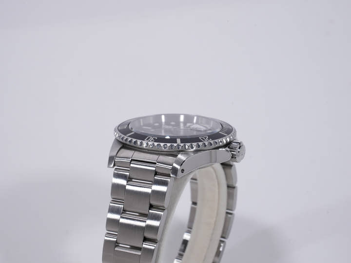 Rolex Submariner Date  Ref.16610 S series