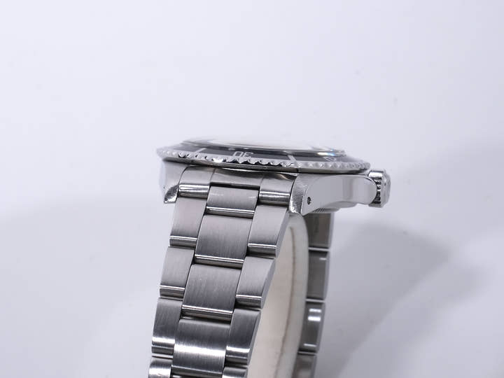 Rolex Submariner  Reference 5513 No. 83