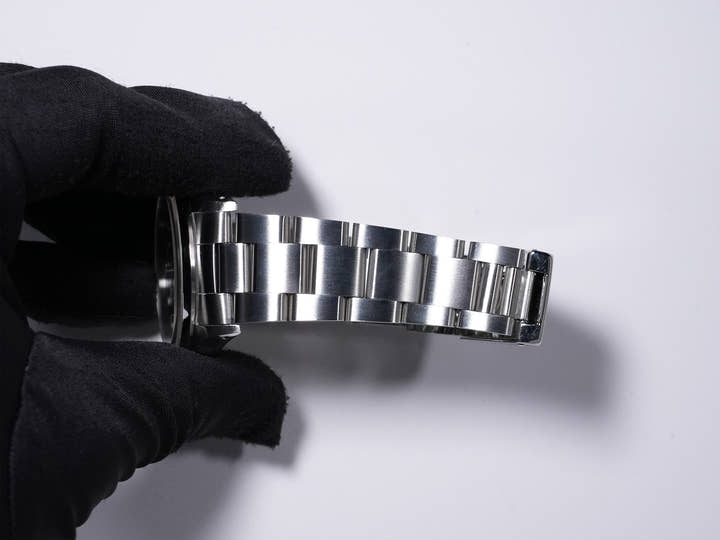 Rolex Explorer I  Ref.14270 X