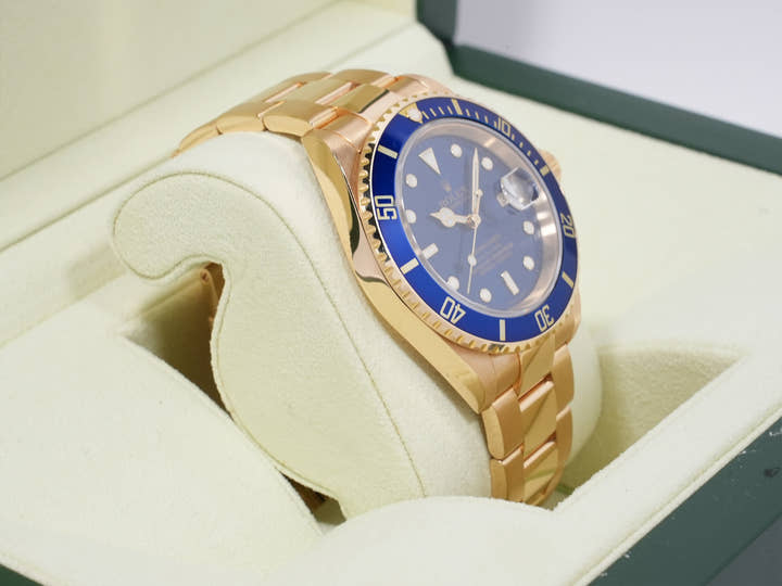 Rolex Submariner Date  Ref.16618 D
