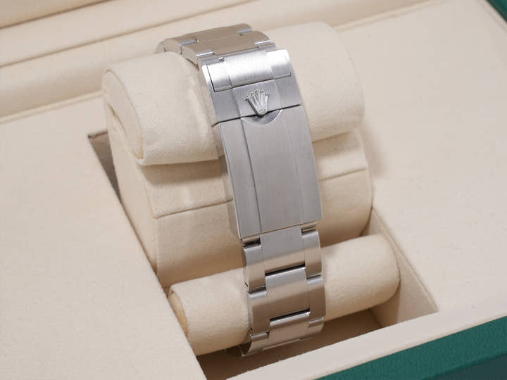 Rolex Explorer 40  Reference 224270