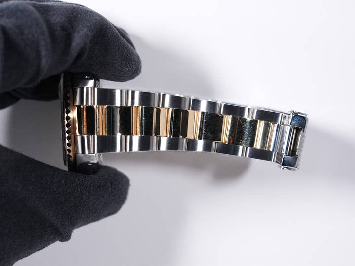 Rolex Submariner Date  Ref.16613 U-number