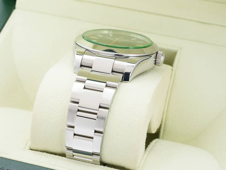 Rolex Milgauss  Ref.116400GV V number