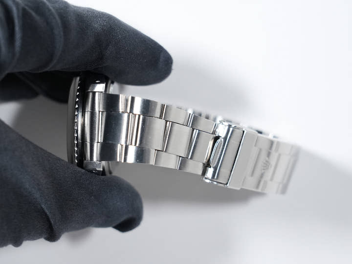 Rolex Submariner Date  Reference 1680 No. 27