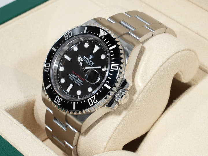 Rolex Sea-Dweller  Reference 126600