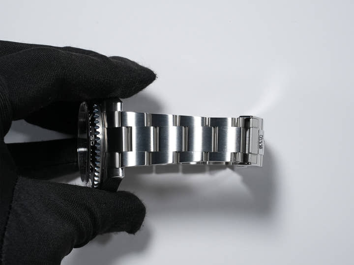 Rolex Sea-Dweller 4000  Reference 116600