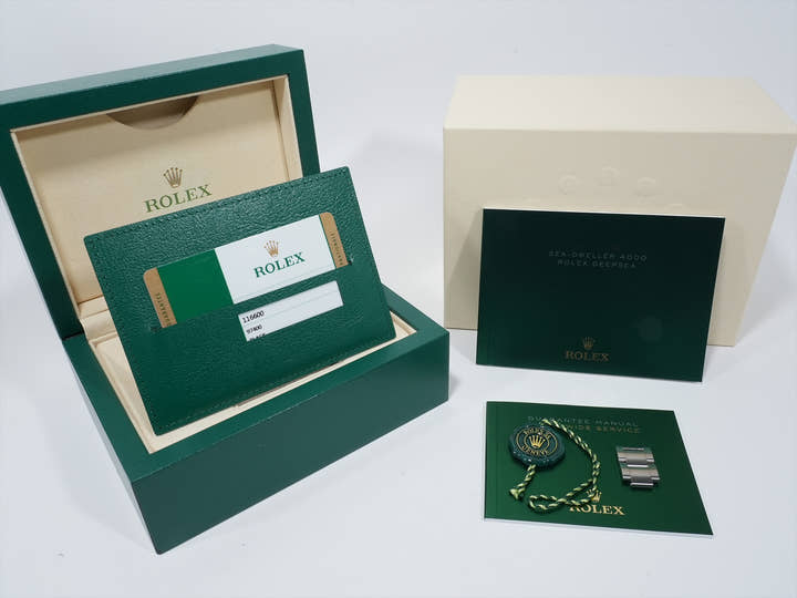 Rolex Sea-Dweller 4000  Reference 116600