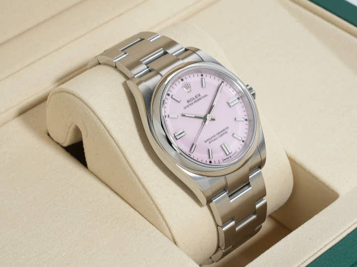 Rolex Oyster Perpetual 36  Reference 126000