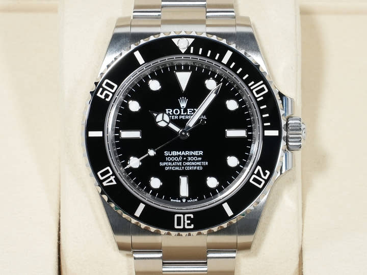 Rolex Submariner No Date  Reference 124060
