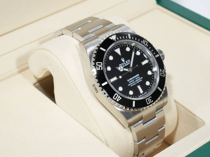 Rolex Submariner No Date  Reference 124060