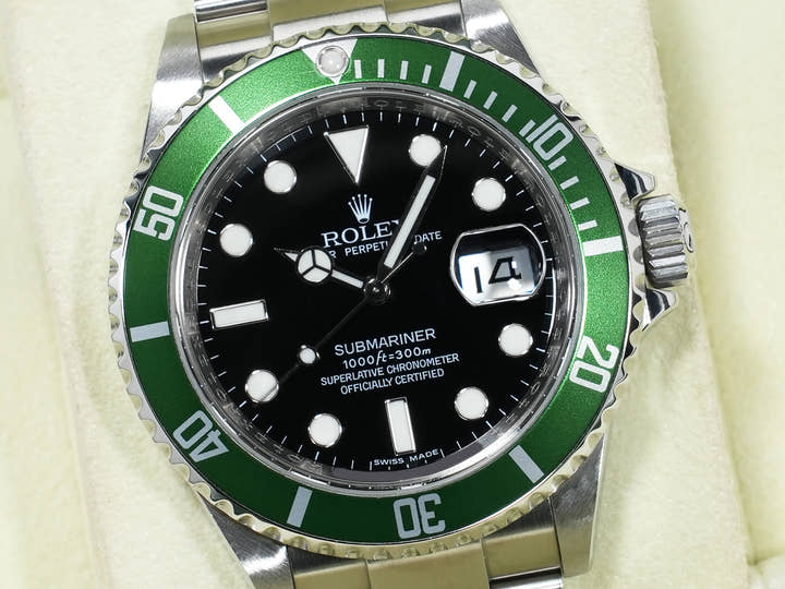 Rolex Submariner Date  Reference 16610LV