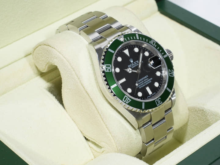 Rolex Submariner Date  Reference 16610LV