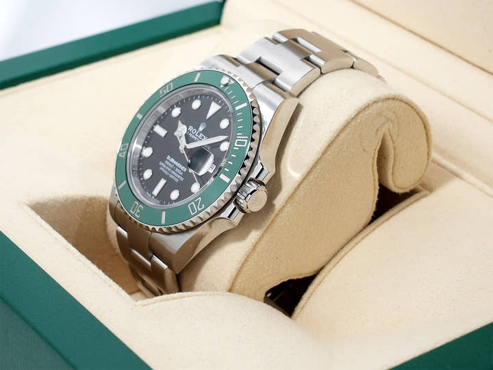 Rolex Submariner Date  Reference 126610LV
