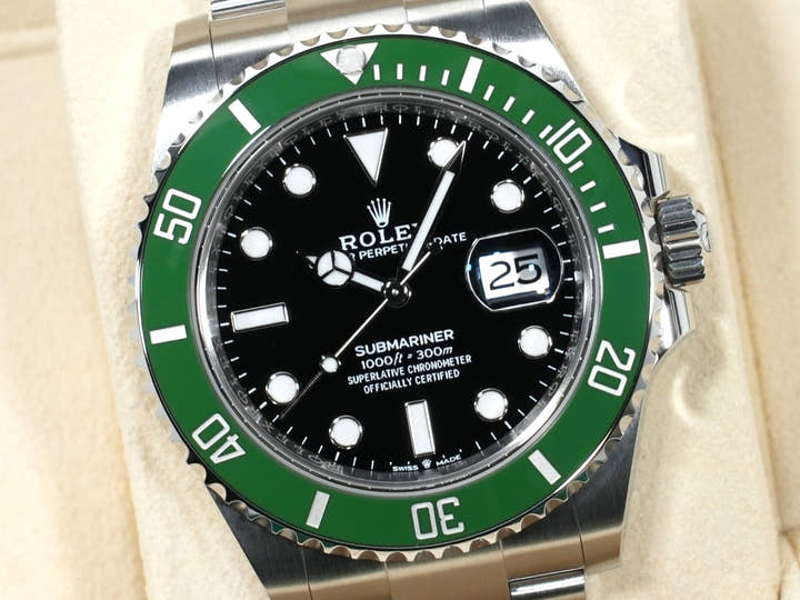 Rolex Submariner Date  Reference 126610LV