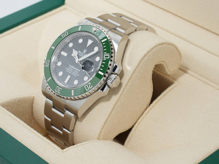 Rolex Submariner Date  Reference 126610LV