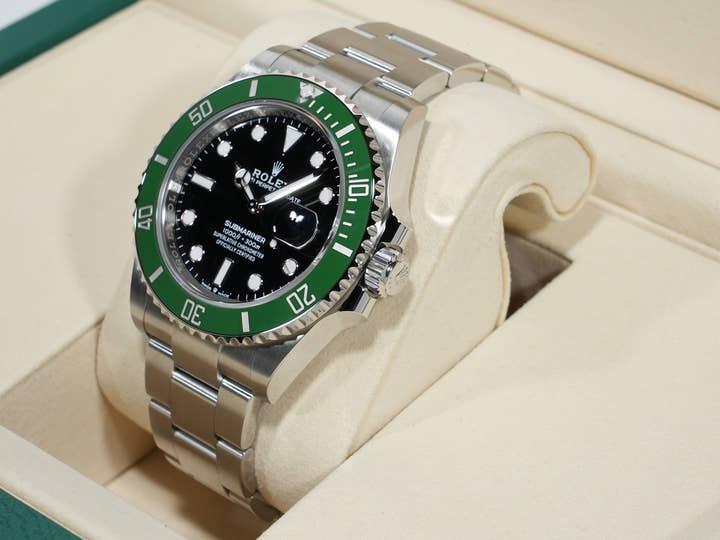 Rolex Submariner Date  Reference 126610LV
