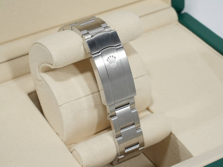 Rolex Oyster Perpetual 34  Reference 124200