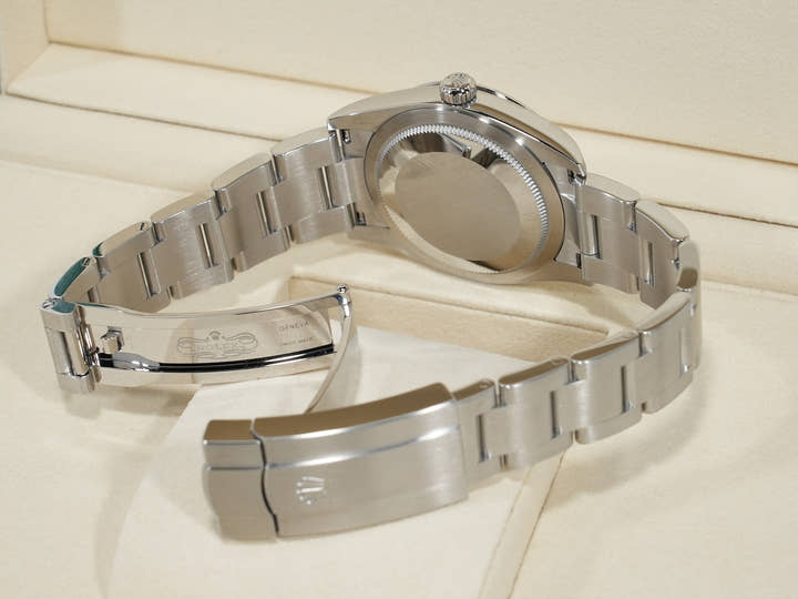Rolex Oyster Perpetual 34  Reference 124200