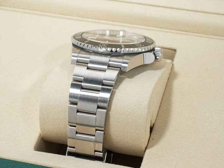 Rolex Submariner Date  Reference 126610LN