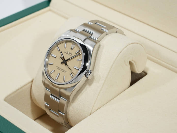 Rolex Oyster Perpetual 34  Ref.124200