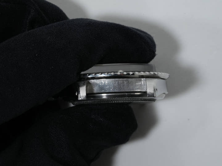Rolex Submariner Date  Reference 1680 No. 32