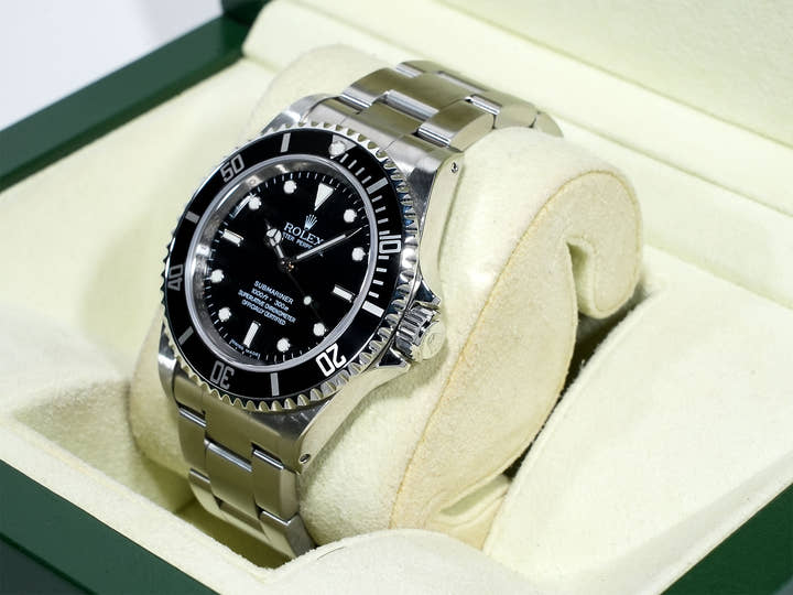 Rolex Submariner No Date  Ref.14060M V number