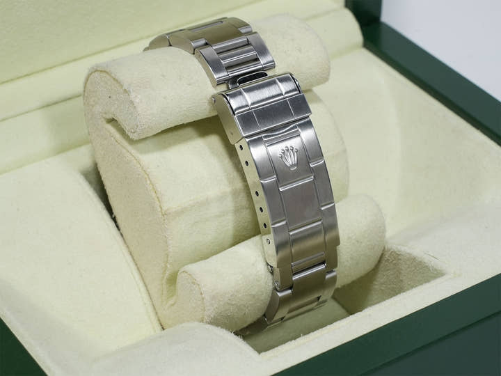 Rolex Submariner No Date  Ref.14060M V number