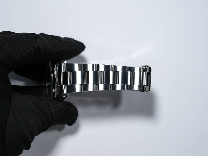 Rolex Explorer I  Ref.14270 T series