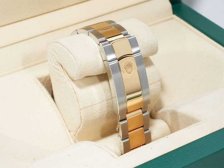 Rolex Sky-Dweller  Ref.326933