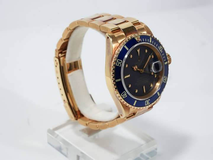 Rolex Submariner Date  Reference 16808 No. 64