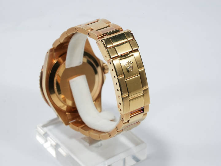 Rolex Submariner Date  Reference 16808 No. 64
