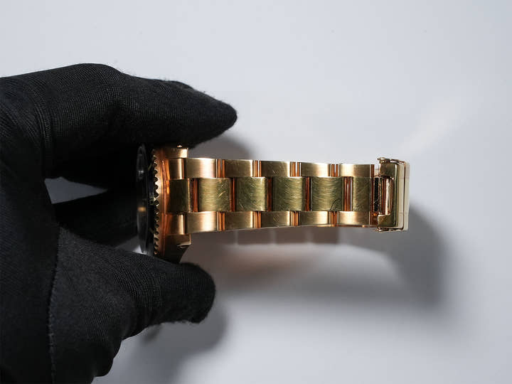Rolex Submariner Date  Reference 16808 No. 64