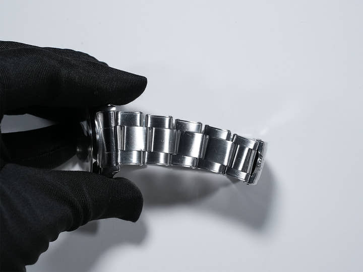 Rolex Explorer I  Reference 1016 No. 74