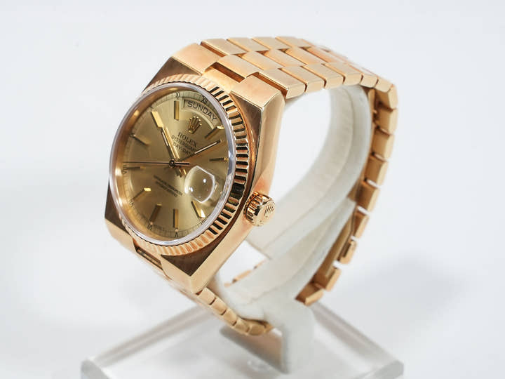 Rolex Oysterquartz Day Date 36  Reference 19018N No. 97 18KYG