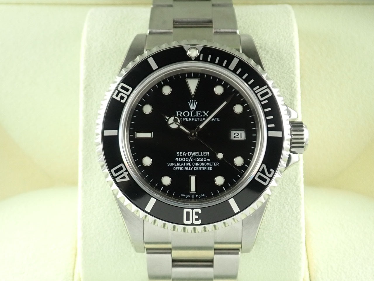 Rolex Sea-Dweller Reference 16600 V