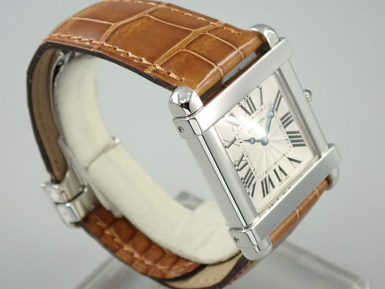Cartier Tank Chinoise LM Reference 2685H