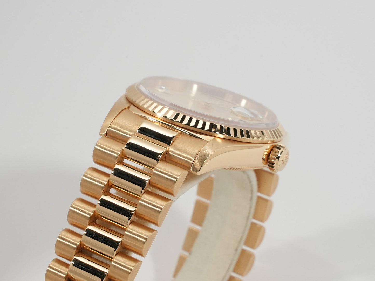 Rolex Day Date 36 Ref.18238N2BR W number