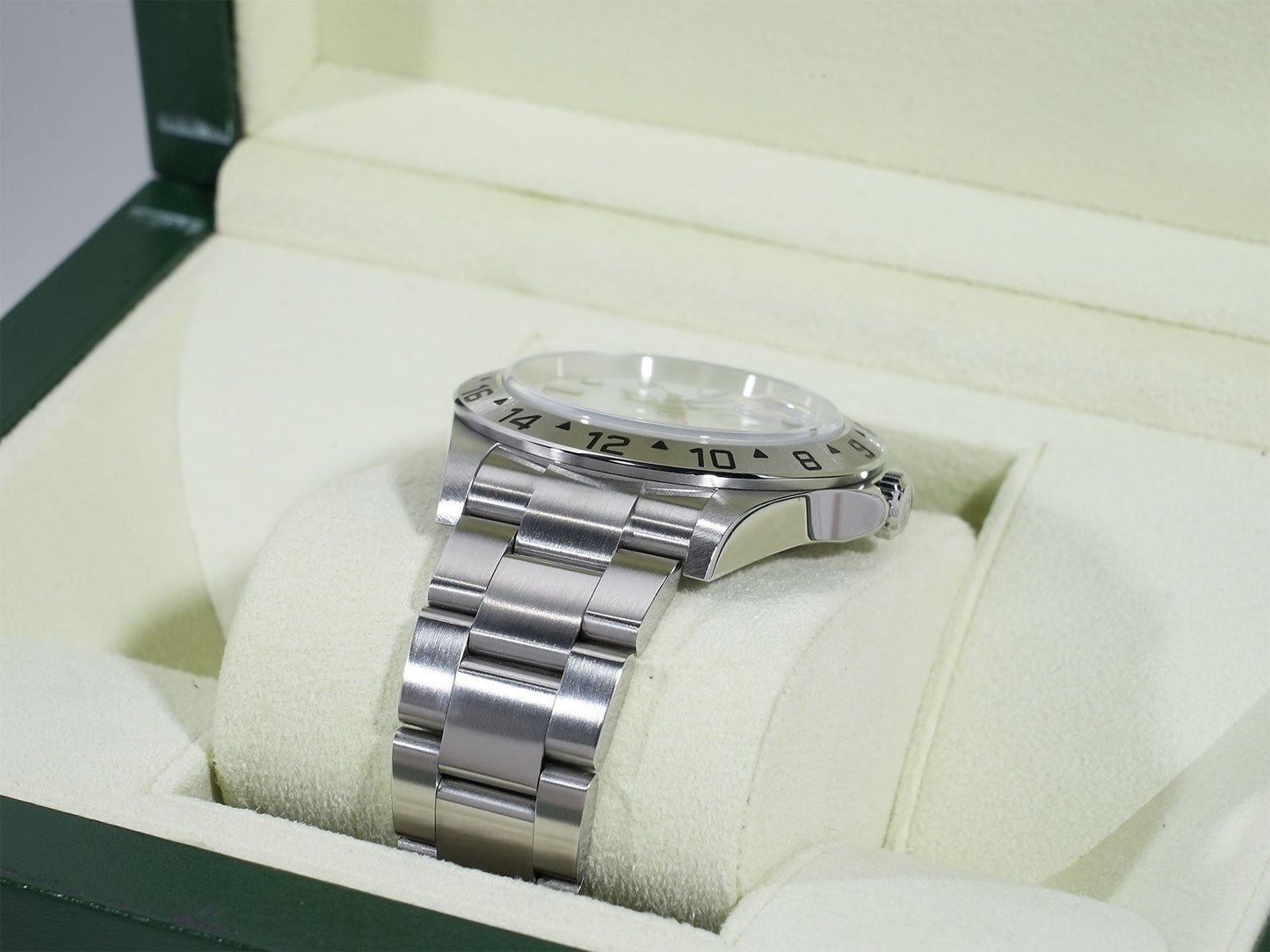 Rolex Explorer II Ref.16570 D