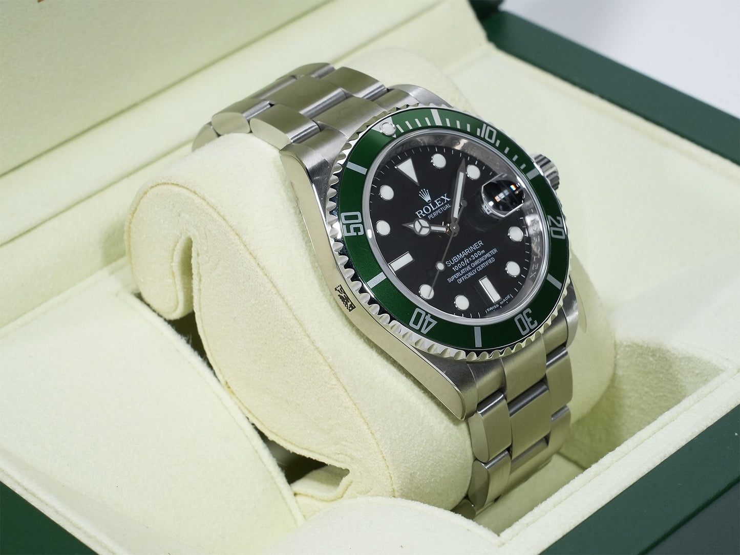 Rolex Submariner Date Ref.16610LV M number