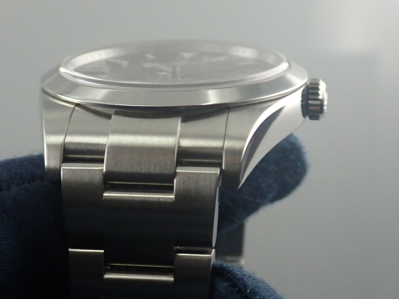 Rolex Explorer Reference 214270