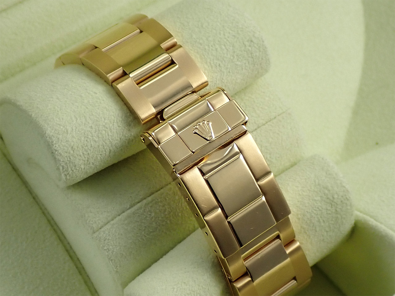 Rolex Yacht-Master Reference 16628