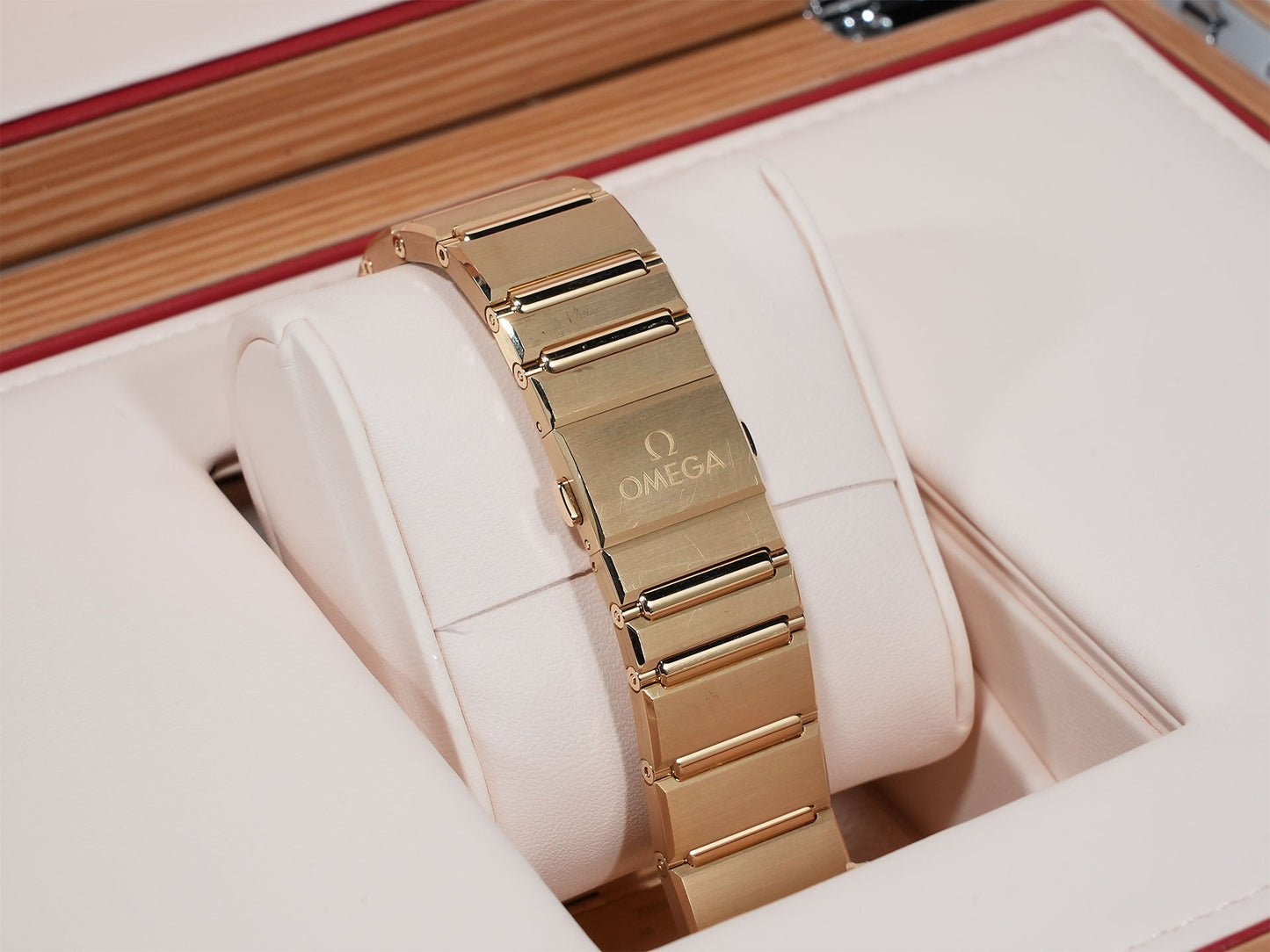 omega (Copy)