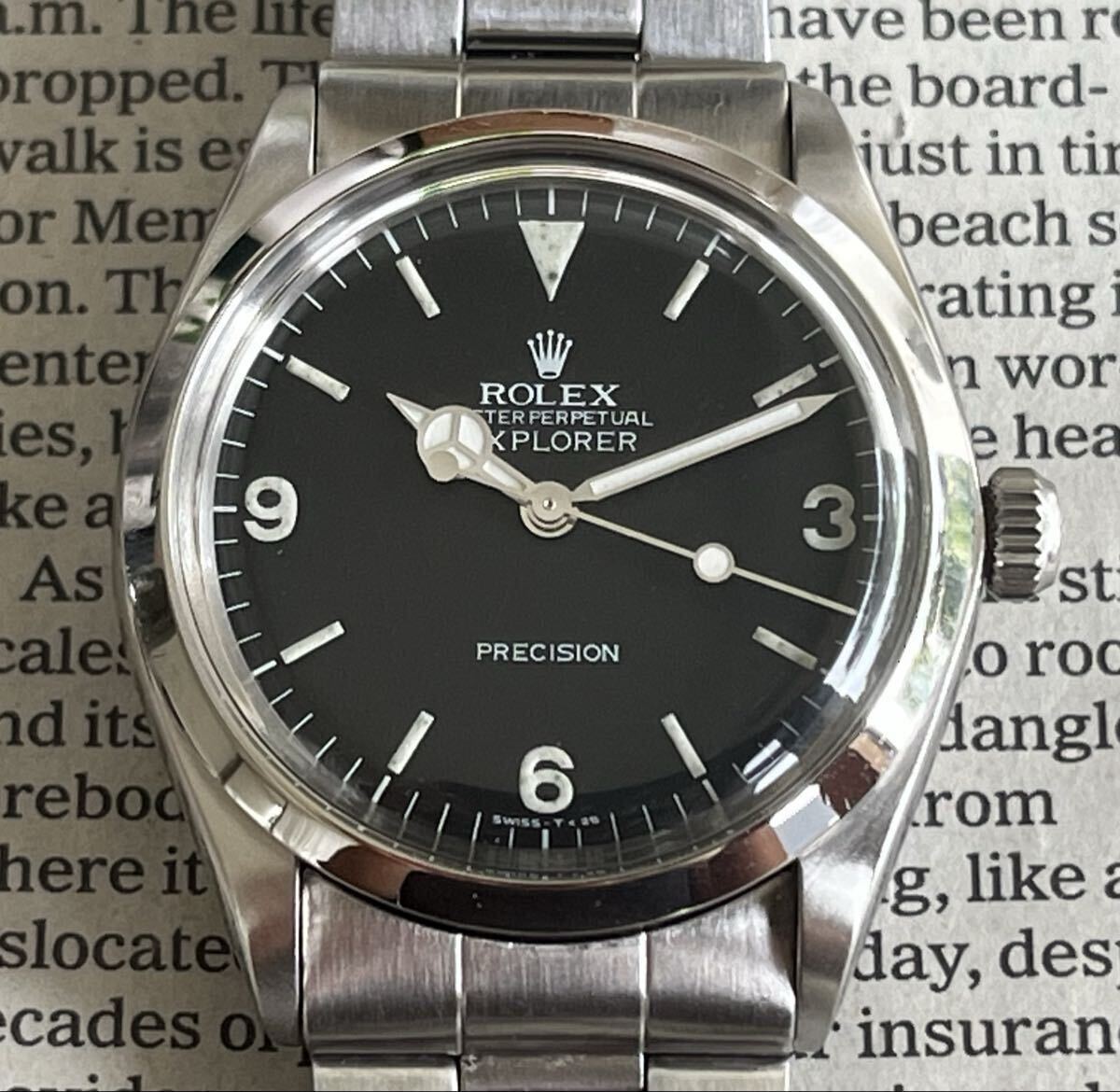 ROLEX Explorer Dial 5500, 1977, Caliber 1520, with Genuine Triple-Bracelet, 7935/357, includes original warranty.