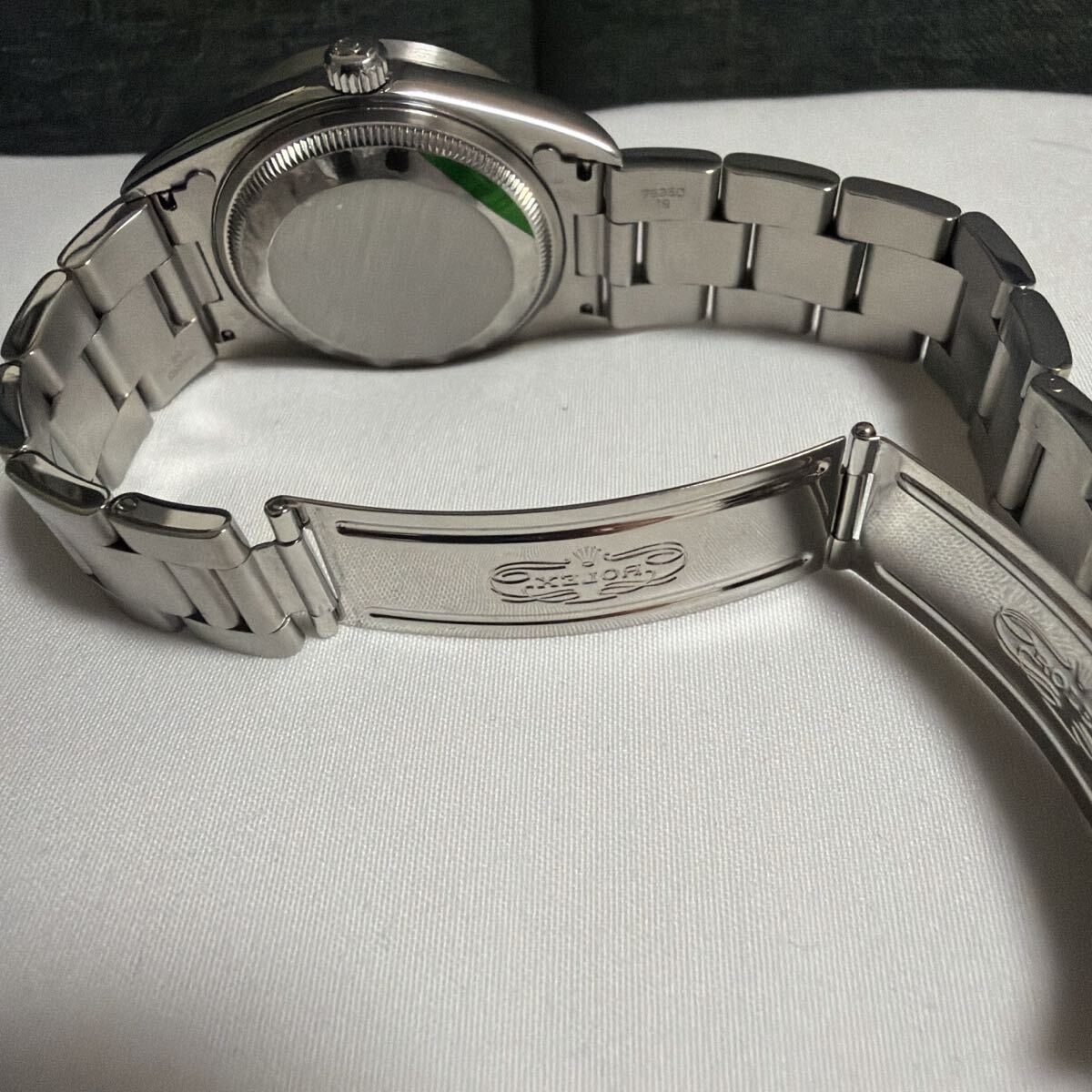 Rolex Oyster Perpetual Date 15210 W