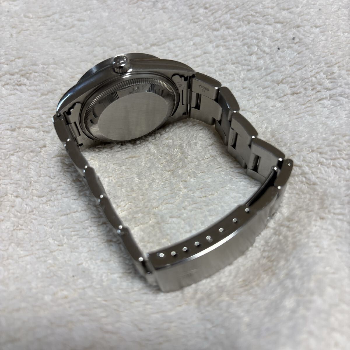 Rolex Oyster Perpetual Date 15210 (Z-series late model)